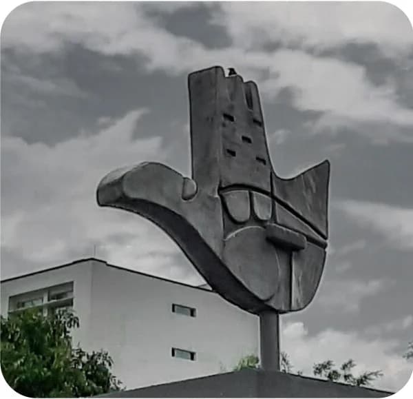 Open hand, Chandigarh